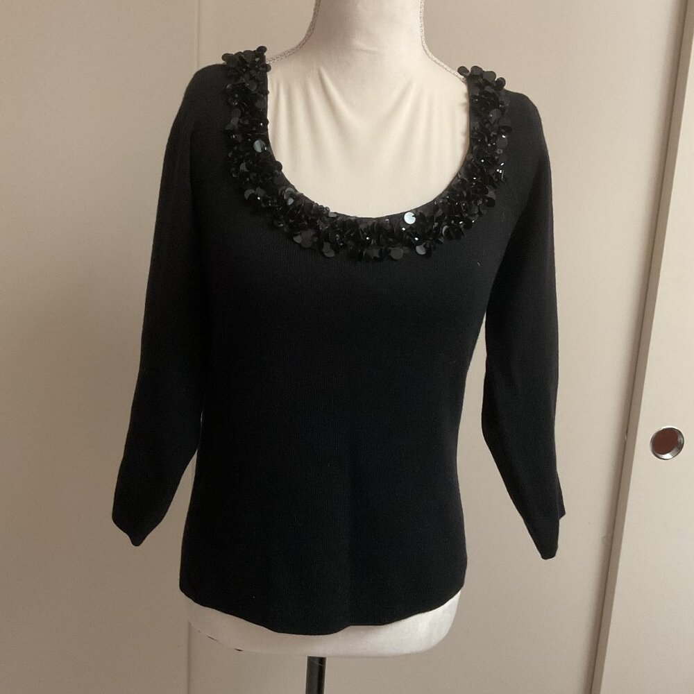 Knitted pullover with paillettes - never wore.